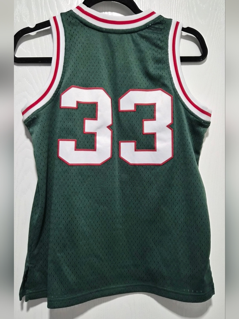 Mitchell & Ness Hardwood Classics 1970 Kareem Abdul Jabbar Milwaukee Bucks Kids - Picture 5 of 7